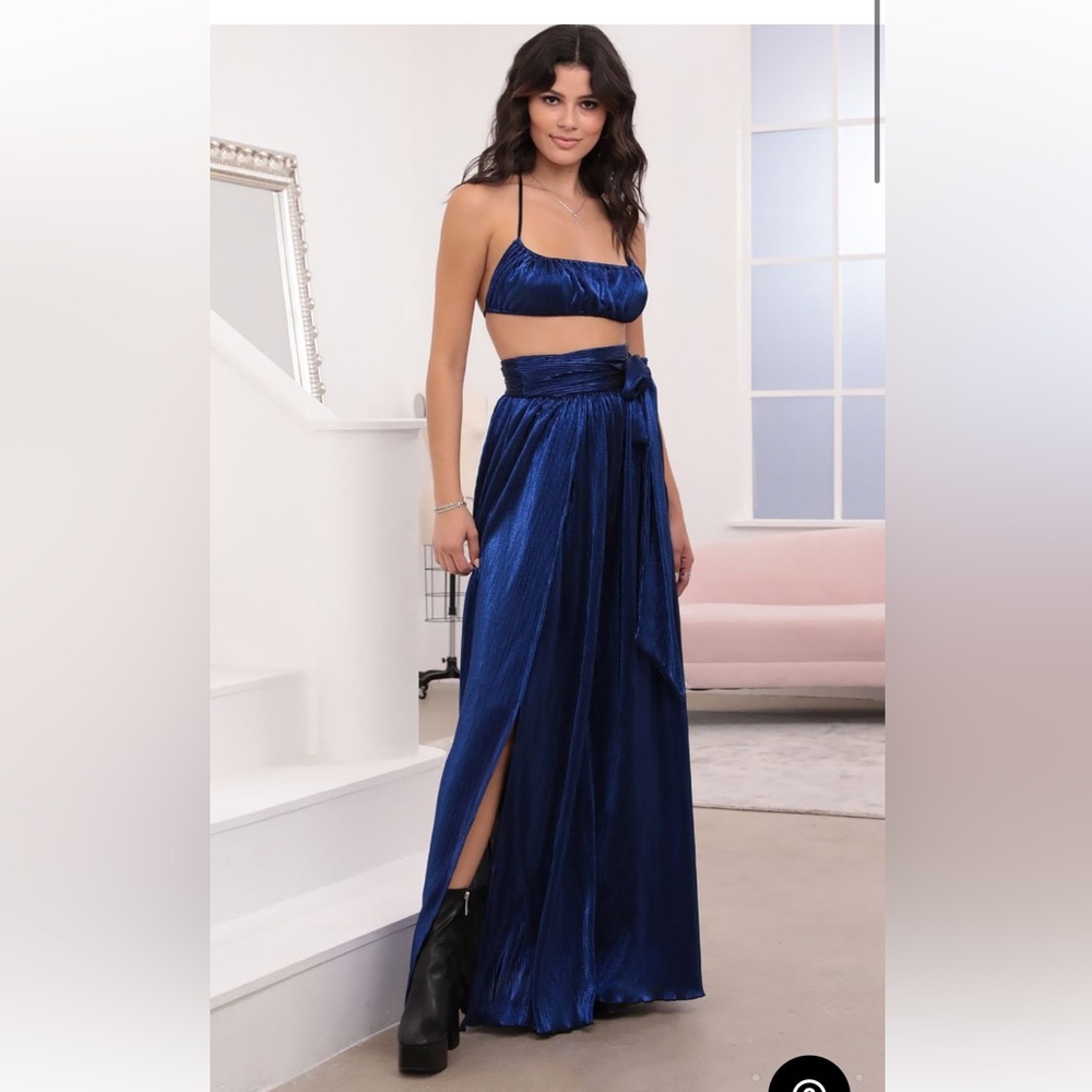 NWOT Lucy in the Sky Lyla two piece set in black metallic shimmer